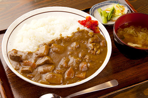 画像:カレー(八峰・カツ・エビフライ)