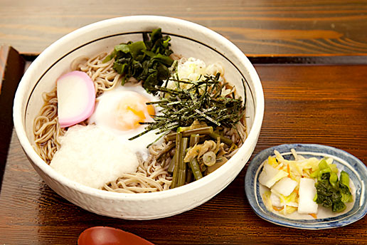画像:月見とろろそば・うどん